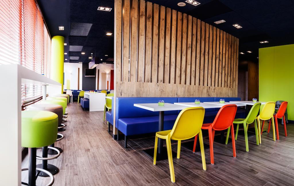 Ibis Budget Barcelona San Andrés de la Barca Buitenkant foto